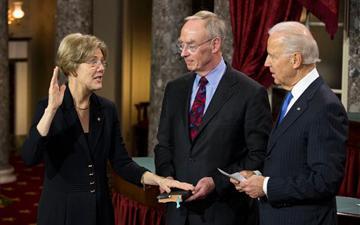 Elizabeth Warren getting sworn in
