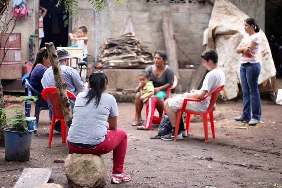 Hector Navarro interviewing indigenous women in Sutiaba, outside León, Nicaragua.