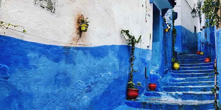 Alexa Correa - Walking through the city of Chefchaouen visiting small shops and eating the local cuisine during a weekend trip. (2019) 