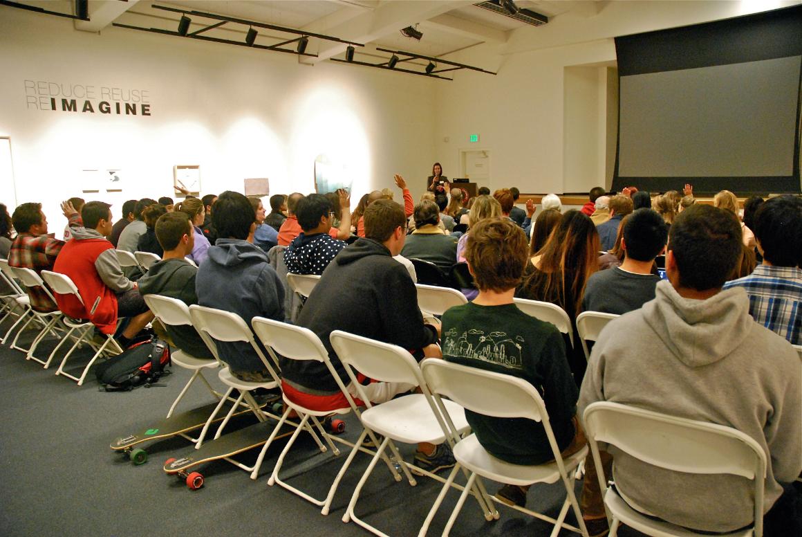 Students attend lecture by visiting artist Judy Dater.