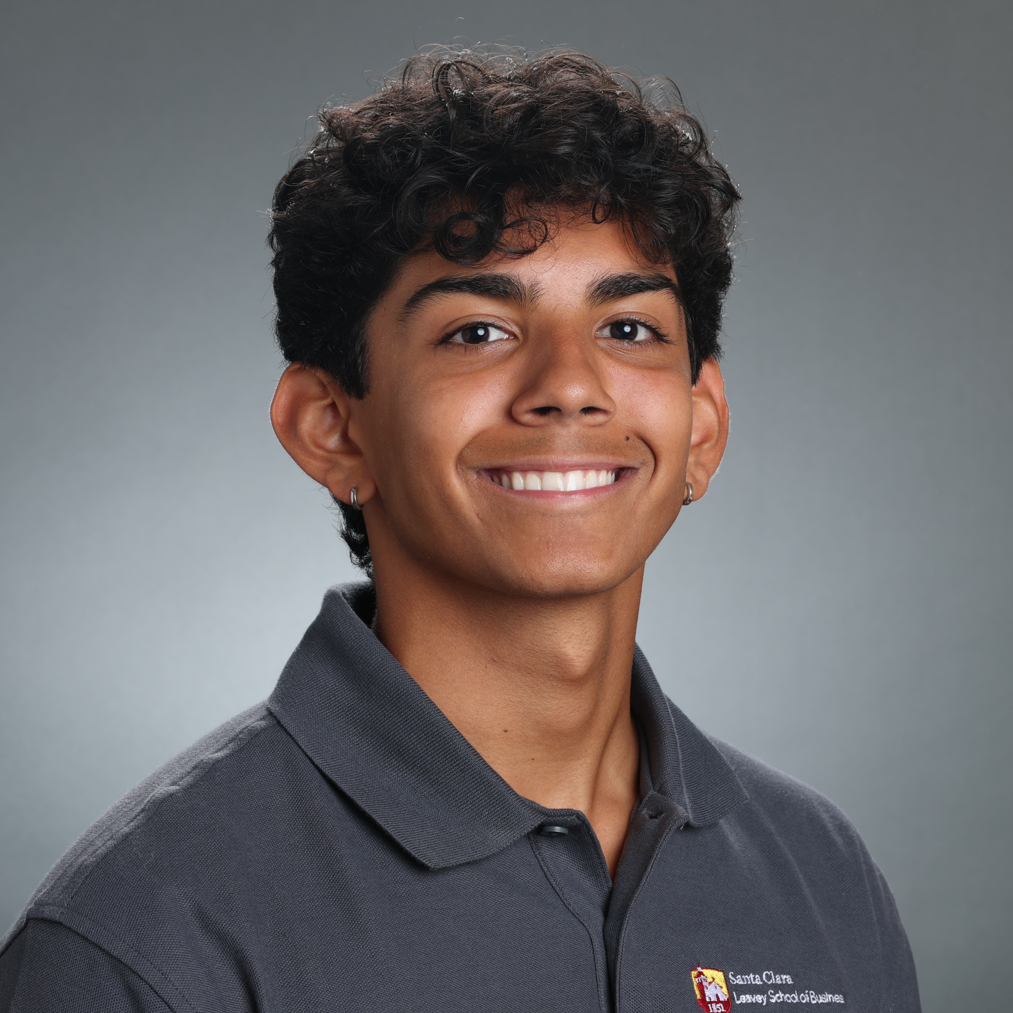 Milan Shetty headshot