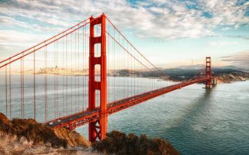 Golden Gate Bridge for Signature Programs Card 