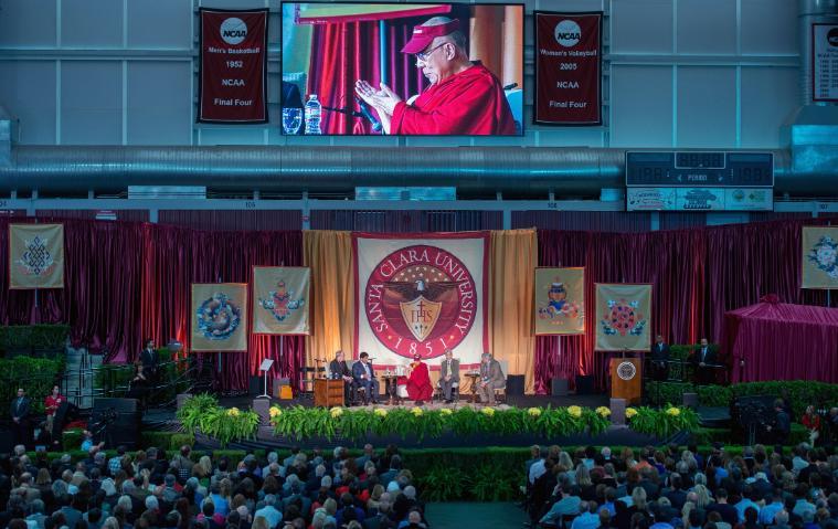 Dalai Lama in Leavey Center