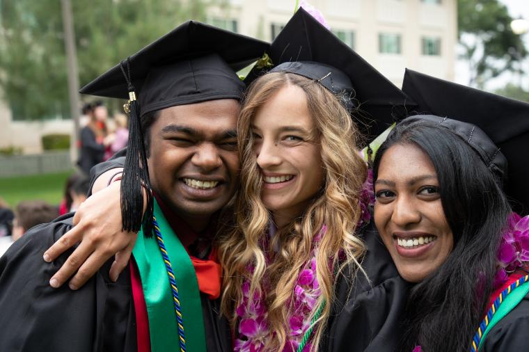 Three 2019 graduating students 