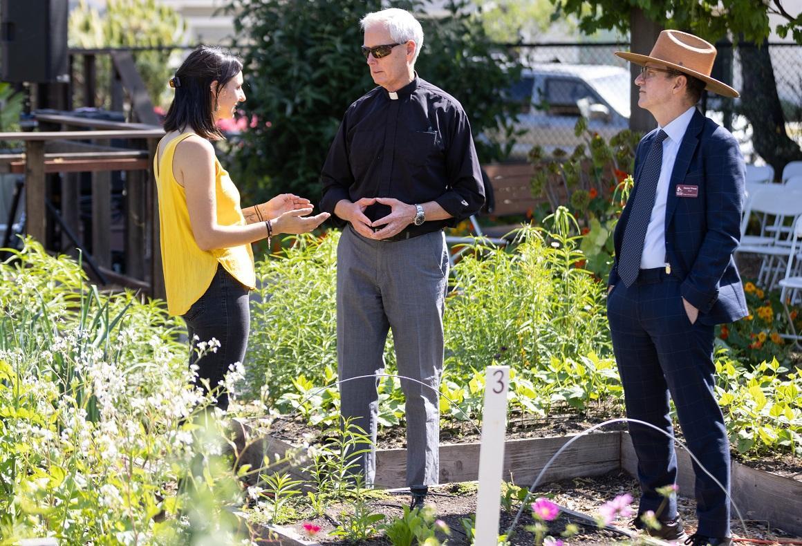 Forge Garden Manager talks to Dean Press and a member of Mission and Ministry