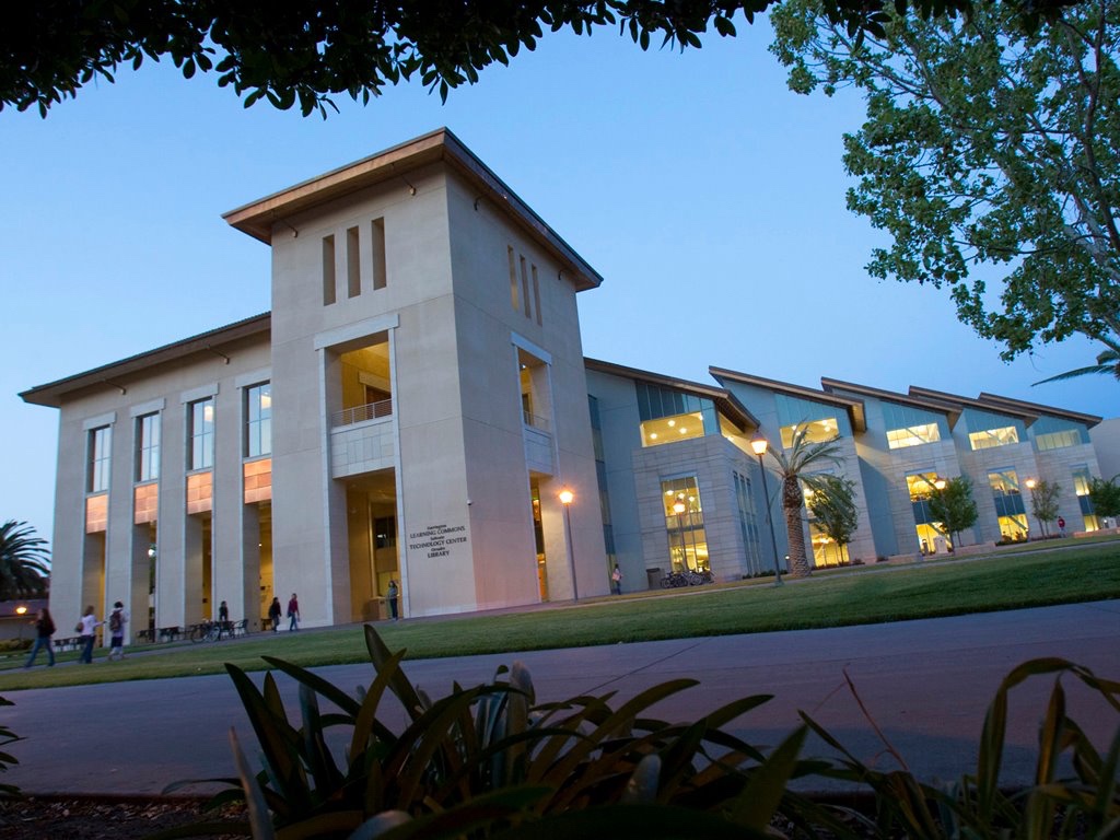2017 Excellence in Academic Libraries Award Santa Clara University